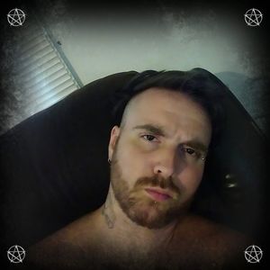 Meet your Posher, Tom